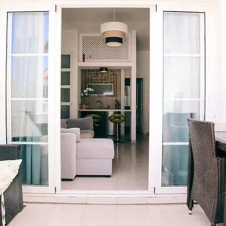 Playa Fanabe 1 Bedroom Apartmán *